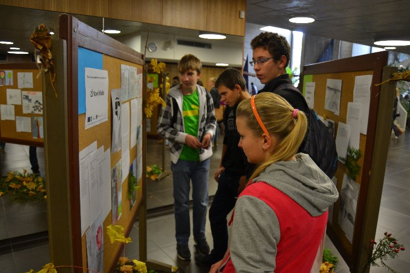 Galerie: Projekt Život a historie vypálených obcí - konference Hlinsko - 4. 11. 2014