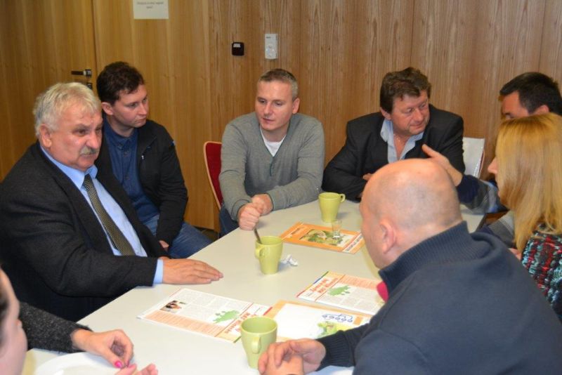 Galerie: Projekt Život a historie vypálených obcí - konference Hlinsko - 4. 11. 2014