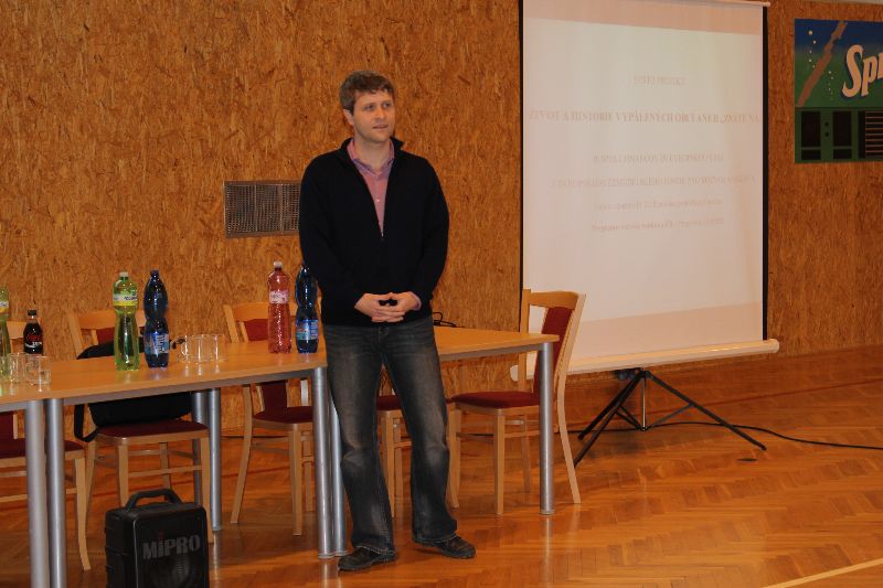 Galerie: Projekt Život a historie vypálených obcí - exkurze Ležáky - 9. 4. 2014