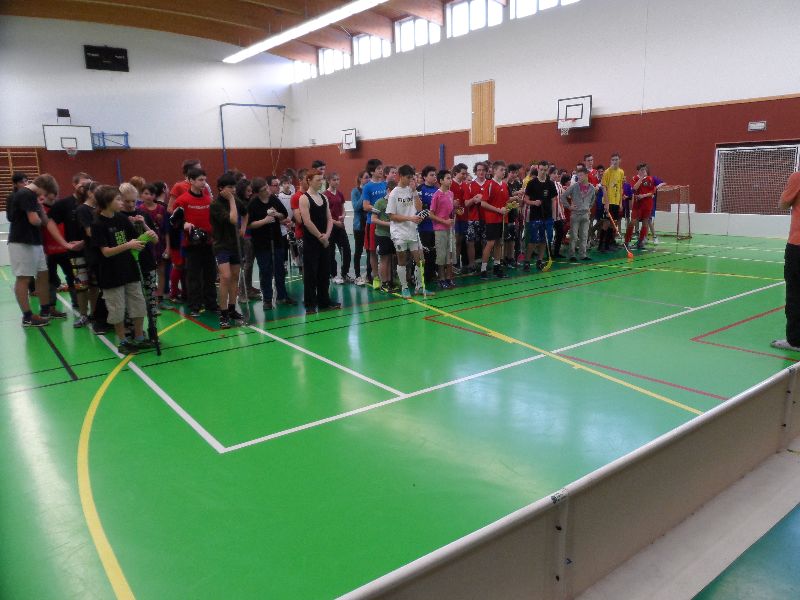 Galerie: Sněm mládeže: VI. ročník Florbalového turnaje - 6. 2. 2015 Rapotín