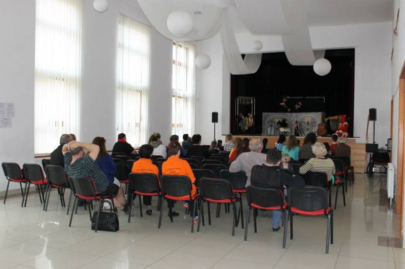 Galerie: Divadelní výjezd k našim slovenským partnerům – 24. – 26. 4. 2015 - MAS Vršatec