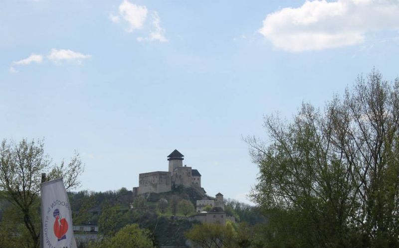 Galerie: Divadelní výjezd k našim slovenským partnerům – 24. – 26. 4. 2015 - MAS Vršatec