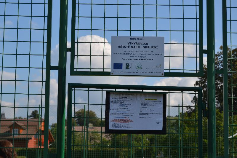 Galerie: Vikýřovice – hřiště na ul. Okružní
