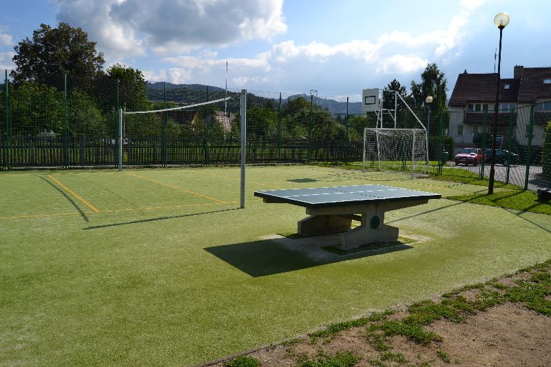 Galerie: Vikýřovice – hřiště na ul. Okružní