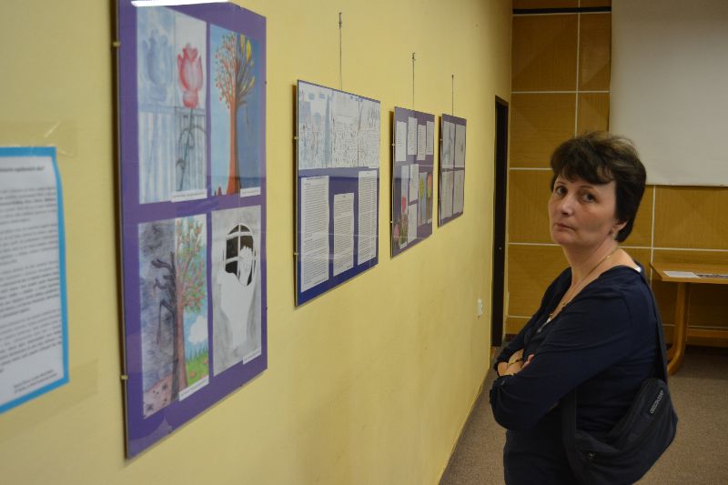 Galerie: Projekt Život a historie vypálených obcí - Pietní vzpomínka 11. 7. 2014 Nový Malín