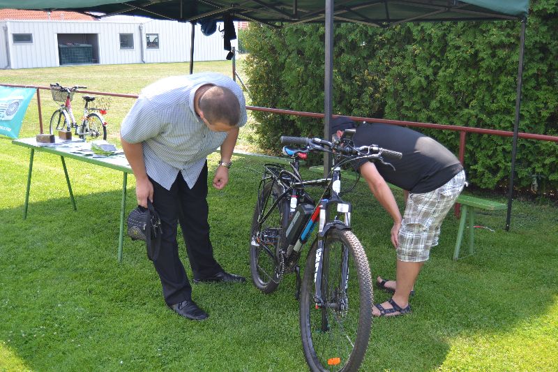 Galerie: 8. 8. 2015 - Propagační akce v Dolních Studénkách