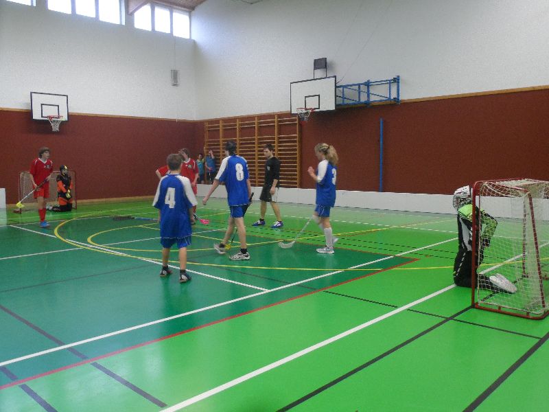 Galerie: Sněm mládeže: VII. ročník Florbalového turnaje - 4. 3. 2016 Rapotín