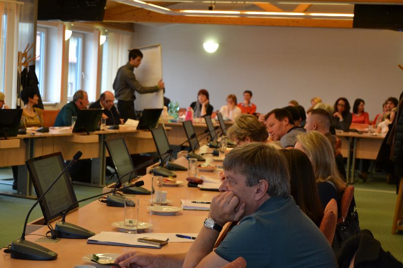 Galerie: MAP: Společné jednání škol ORP Šumperk a jejich zřizovatelů - 1. 4. 2016 Šumperk