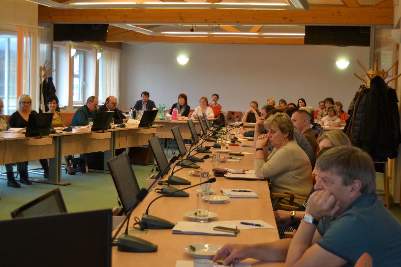 Galerie: MAP: Společné jednání škol ORP Šumperk a jejich zřizovatelů - 1. 4. 2016 Šumperk