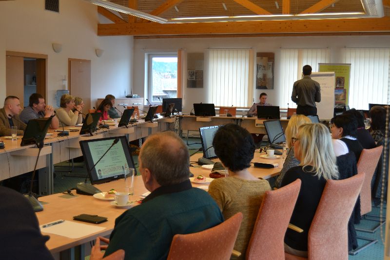 Galerie: MAP: Společné jednání škol ORP Šumperk a jejich zřizovatelů - 1. 4. 2016 Šumperk