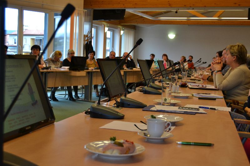 Galerie: MAP: Společné jednání škol ORP Šumperk a jejich zřizovatelů - 1. 4. 2016 Šumperk