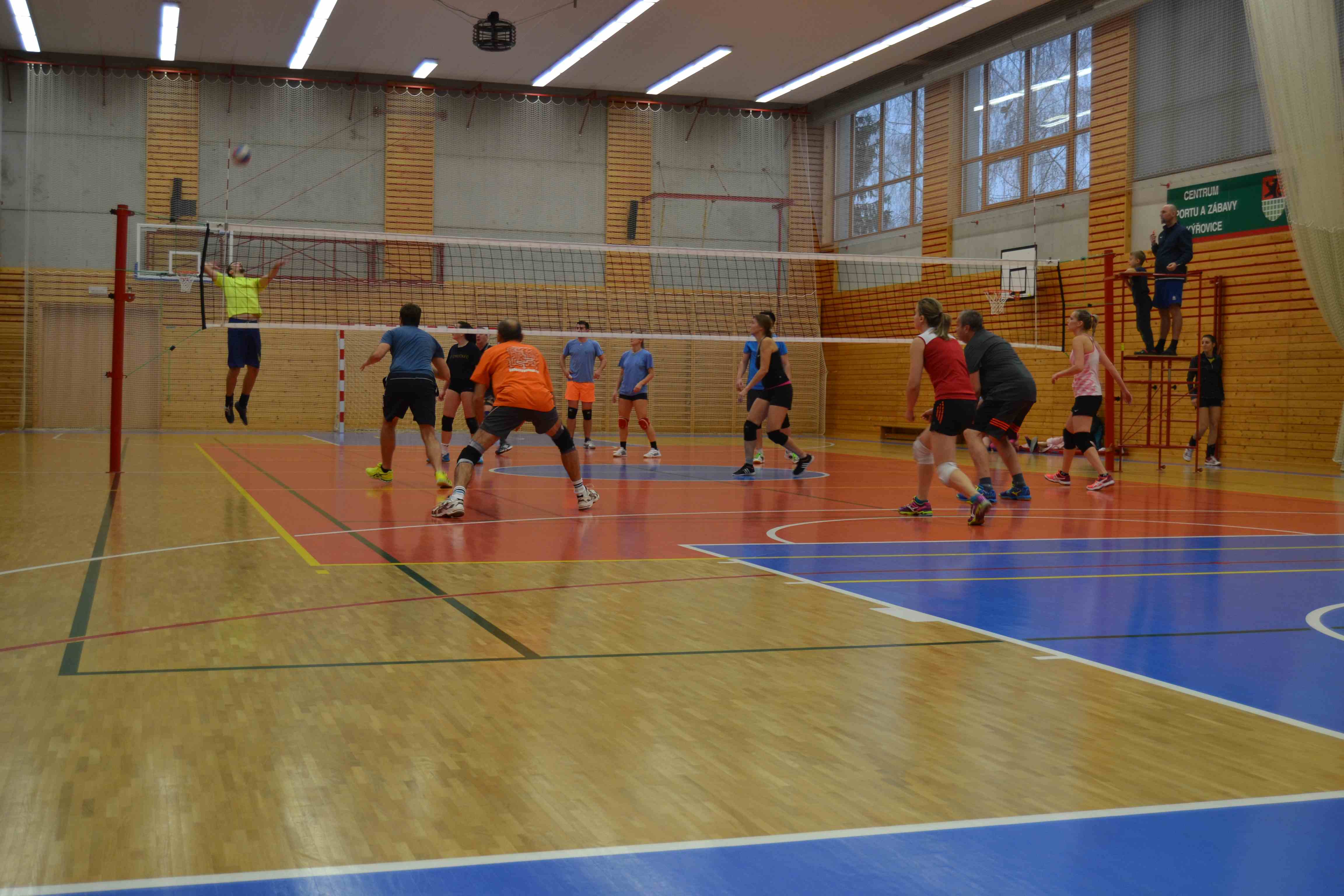 Galerie: Sněm mládeže: Volejbalový turnaj - 26. 11. 2016 Vikýřovice